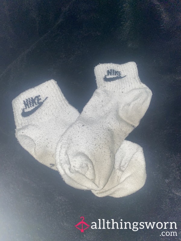 Smelly Nike Crew Socks