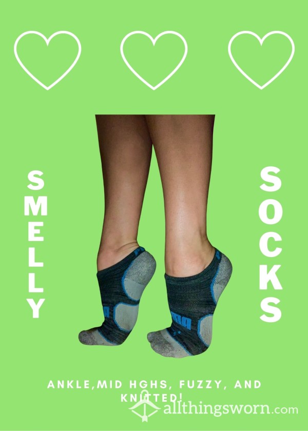 SMELLY SOCKS