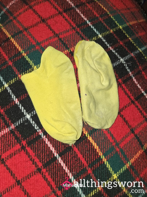 Smelly Yellow Anklesocks