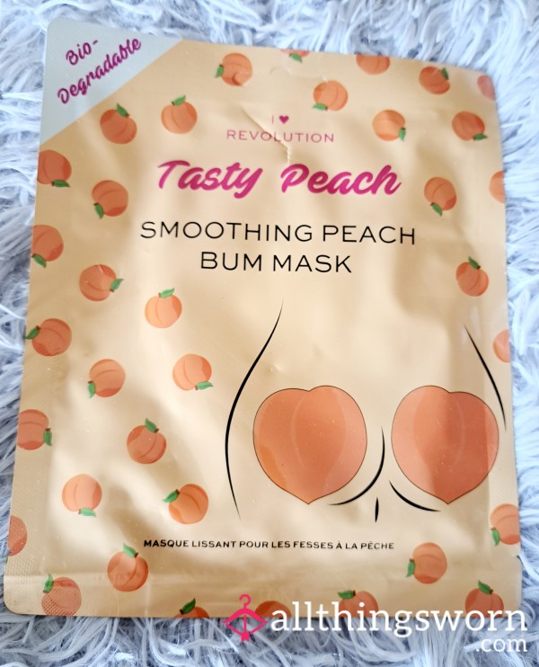 Smoothing Peach B*m Mask 🍑