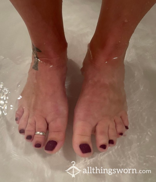 #soakingmysorefeet - Bath Time