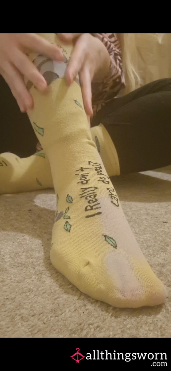 Sock Ripping-hands/feet/face 🧦👣