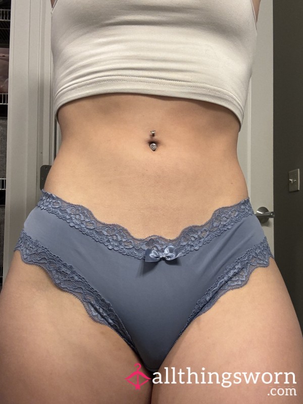 Soft Blue Scrunch Bu*t Panties With Lace (S)