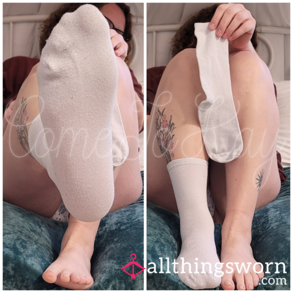 🧦Soft Cotton Everyday White Crew Socks🧦