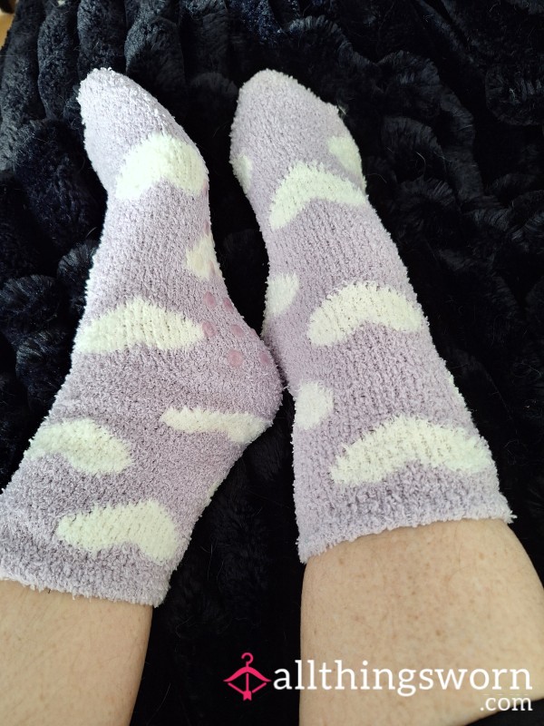 Soft Fluffy Purple Socks With Harts