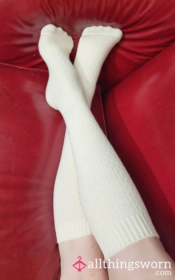 Soft Stretchy White Knee Socks Worn By Tall Curvy Redhead