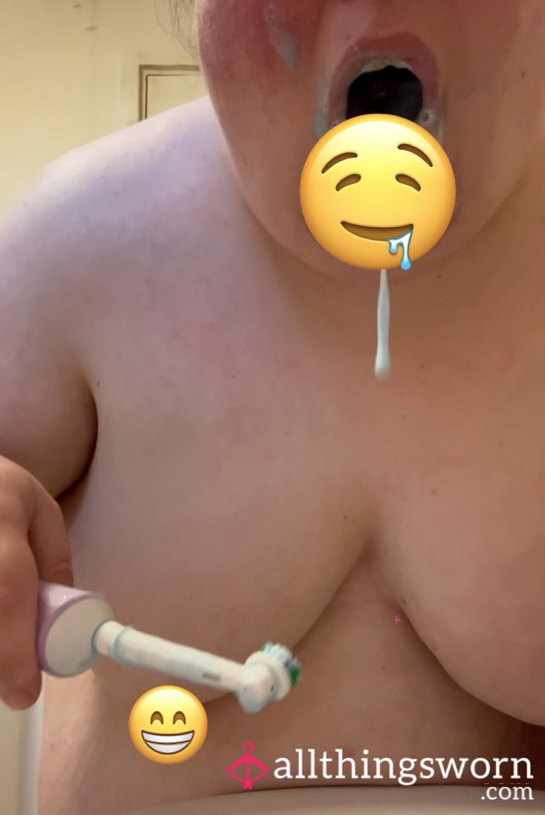 Sp*tting Out My Toothpaste And Gagging 🤤 - TOPLESS