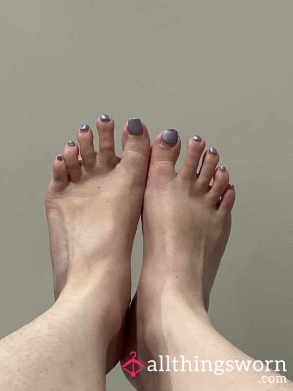 Sponsor A Pedicure, Pick The Color, And Receive A Custom Photo Set!