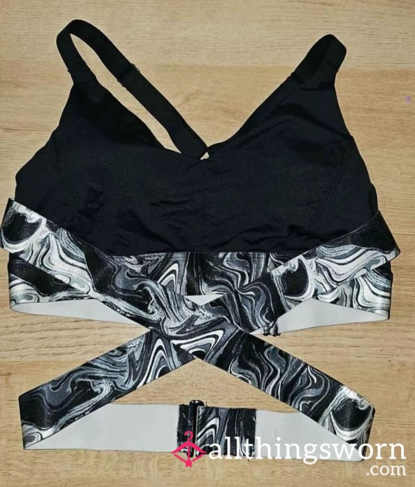 Sports Bra With S**y Criss-cross Wrap