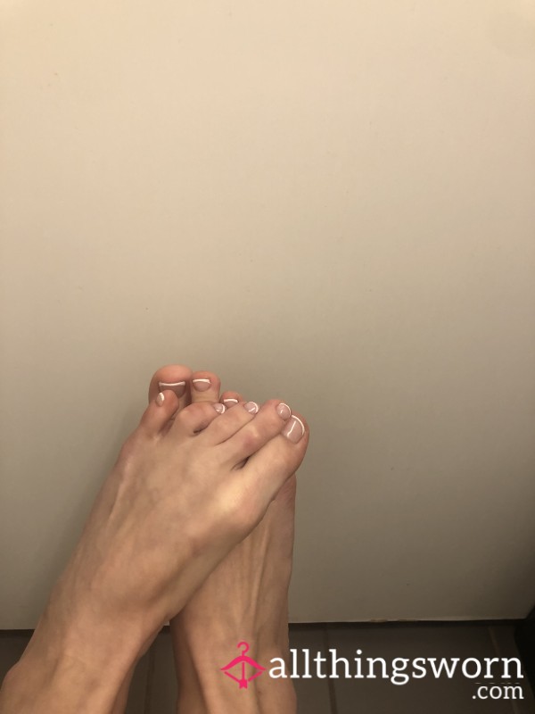 Spread Toes French Pedicure Photo Bundle