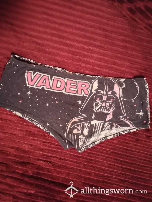 ⭐Star Wars⭐ Well-worn Boy Shorts