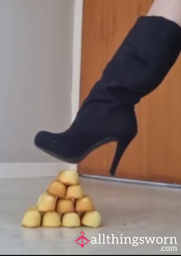 Stiletto Boots Vs Twinkies