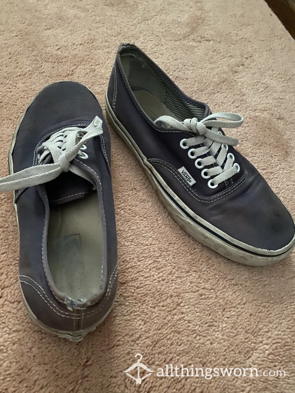 Stinky 6y/o Vans