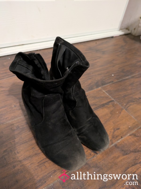 Stinky Black Suede Booties (7 1/2)