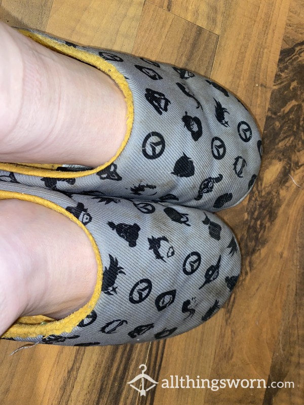 Stinky Overwatch Slippers