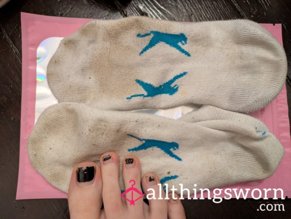 Stinky White Socks-3 Days Wear