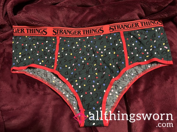 ~STRANGER THINGS LIGHTS PRINT COTTON CHEEKY PANTY~