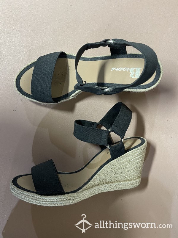 Strappy Wedges! Sweaty Summer Wears ☀️