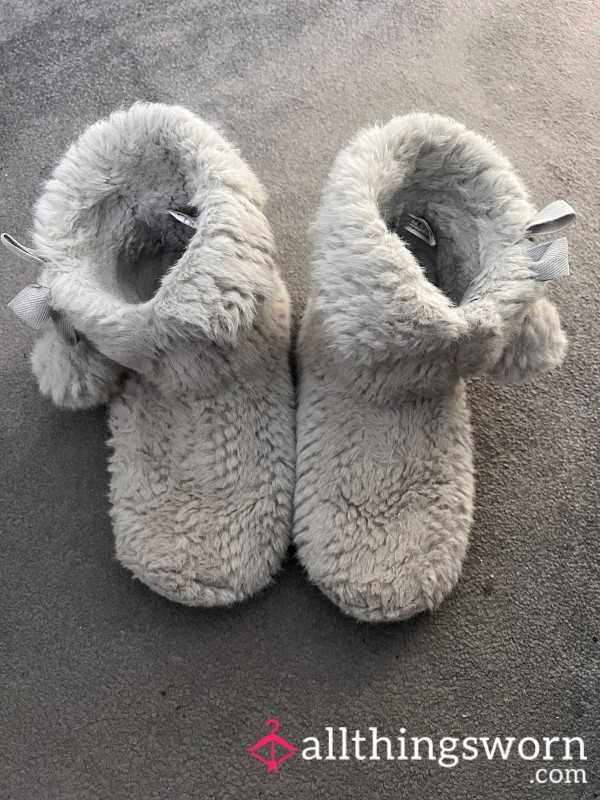 Strong Scented Slipper Boots