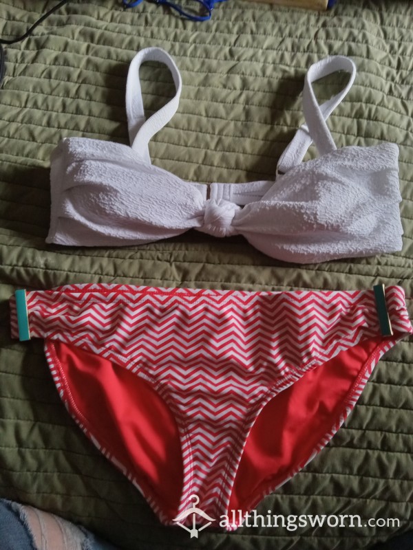 Super Cute Bikini Size Large