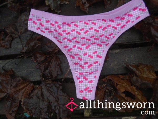 💞SPECIAL OFFER💞🍒Super Cute Thongs🍒