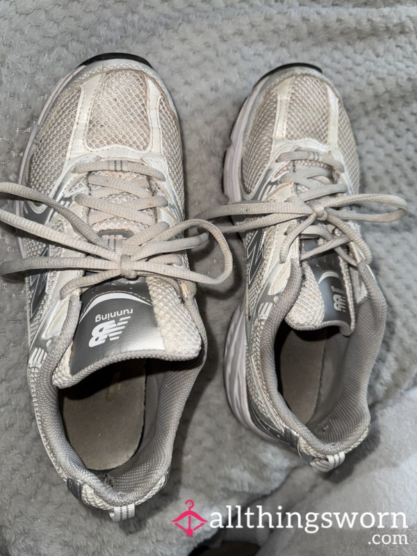 Super Dirty/smelly Well Worn Shoes