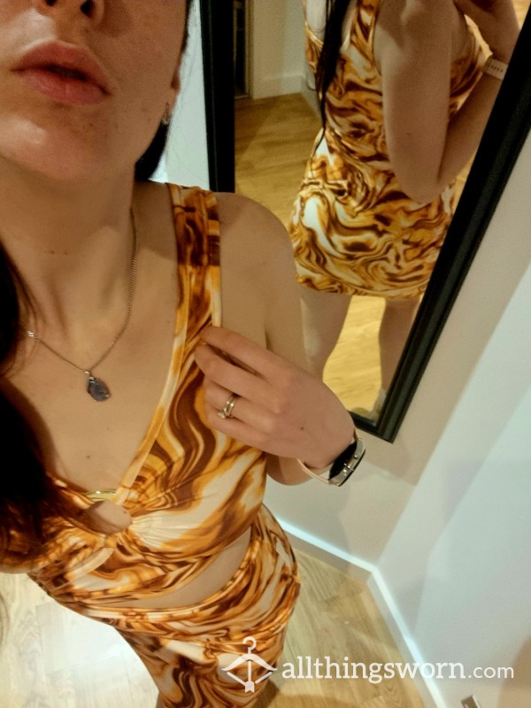 🧡🤎🧡🤍 Super S**y Bodycon Cut-out Dress! Perfect For The Sl*tty Sissy! 🧡🤎🧡🤍