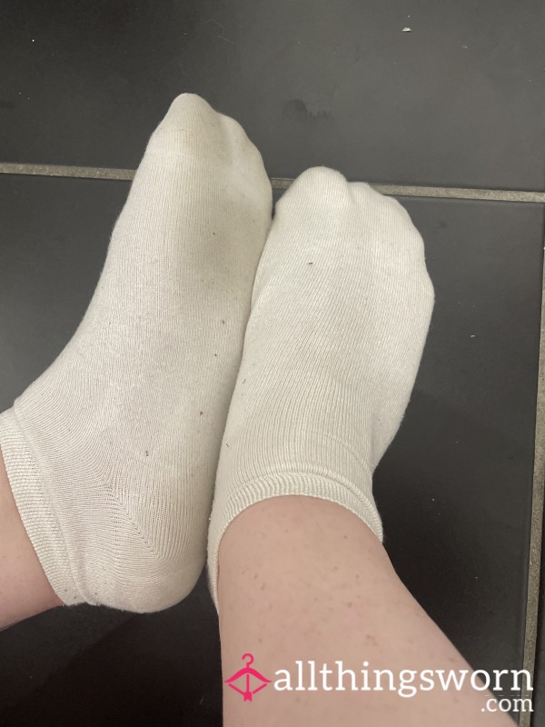 Super Soft White Ankle Socks