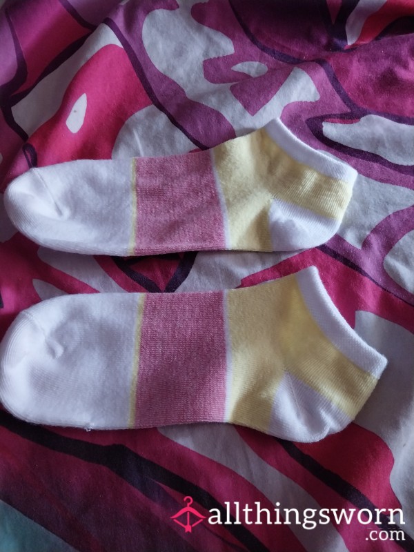 Super Soft White, Pink, And Yellow Stripped Ankle Socks