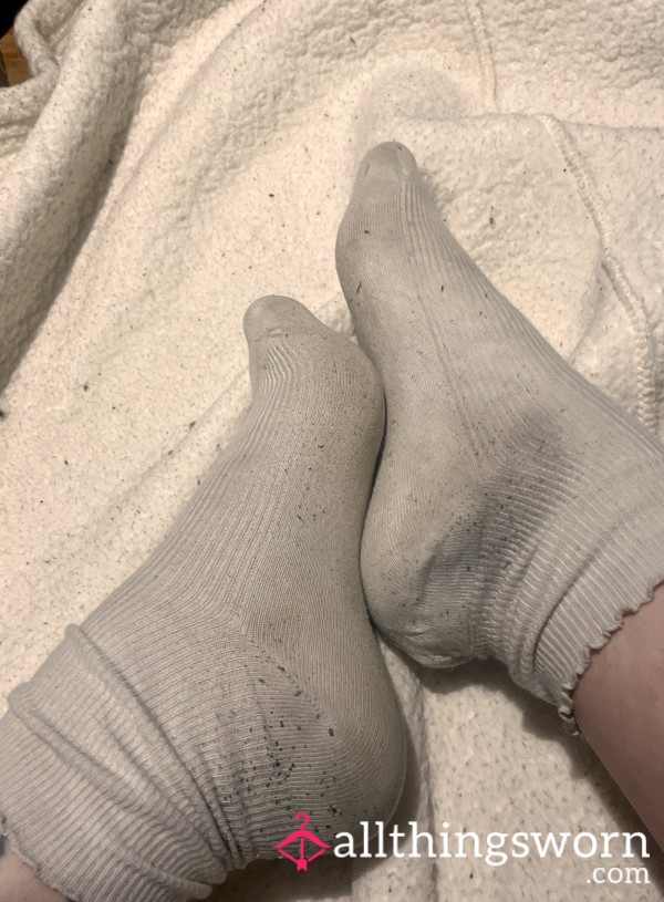 Super Stained Long White Frilly Socks