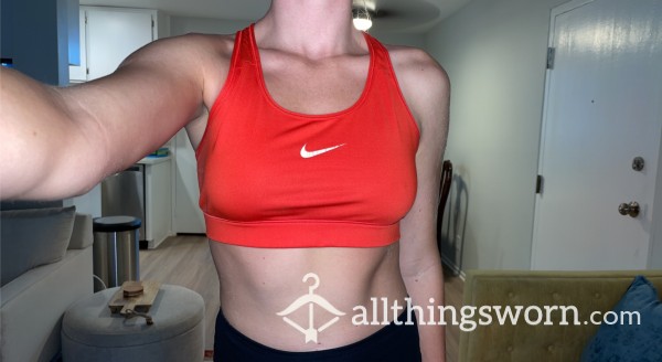 SUPER WORN NIKE SPORTS BRA