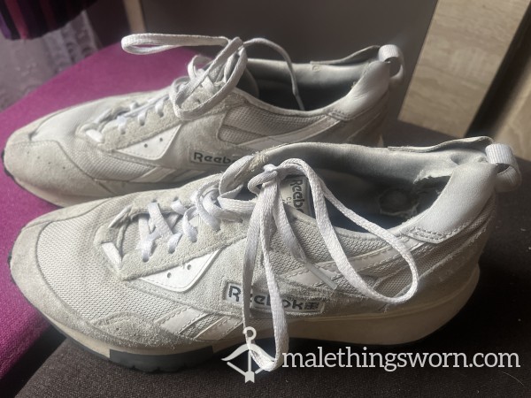 Sweaty 2-Year Old Reebok Sneakers Size UK 8 EU 42