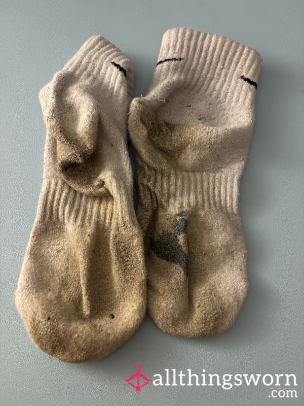 Sweaty Crusty Worn Socks 🥵🧦