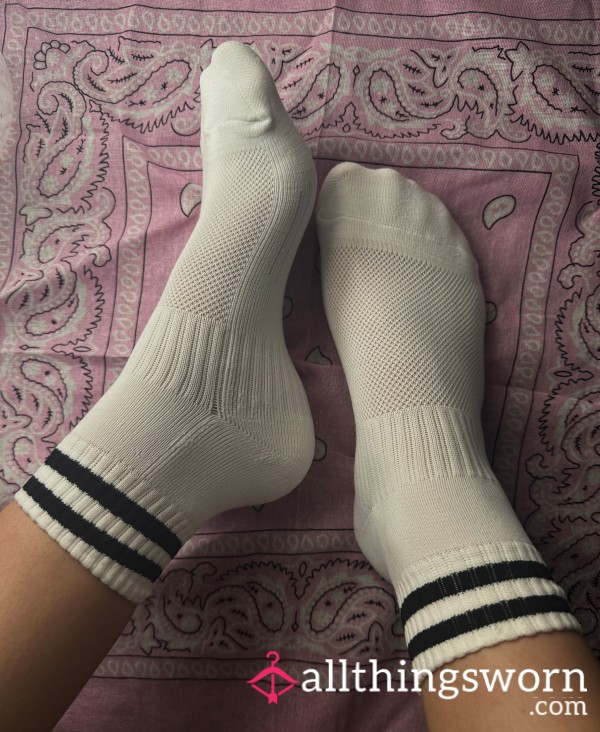 SWEATY Gym Socks👟🖤