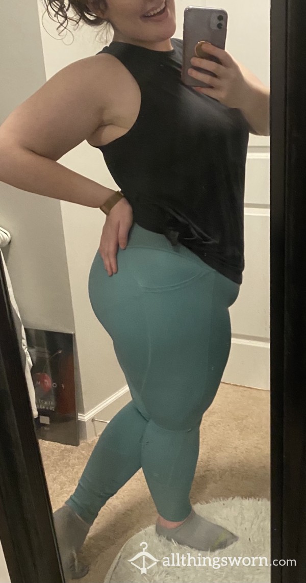 Sweaty Weightlifting BBW Leggings