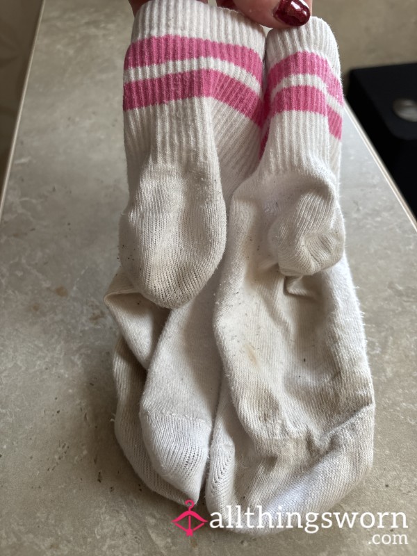 Sweaty White Gym Weightlifting Socks Size 4 Feet