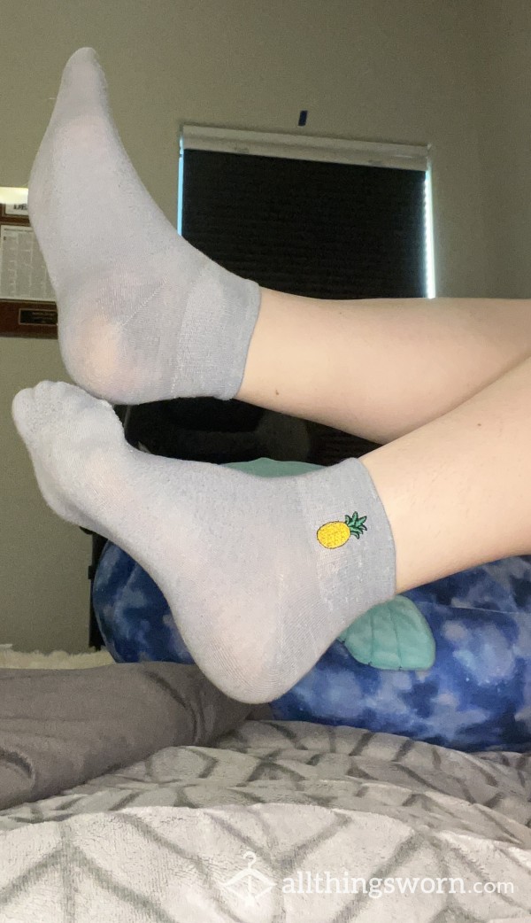 Thinning Blue Pineapple Socks