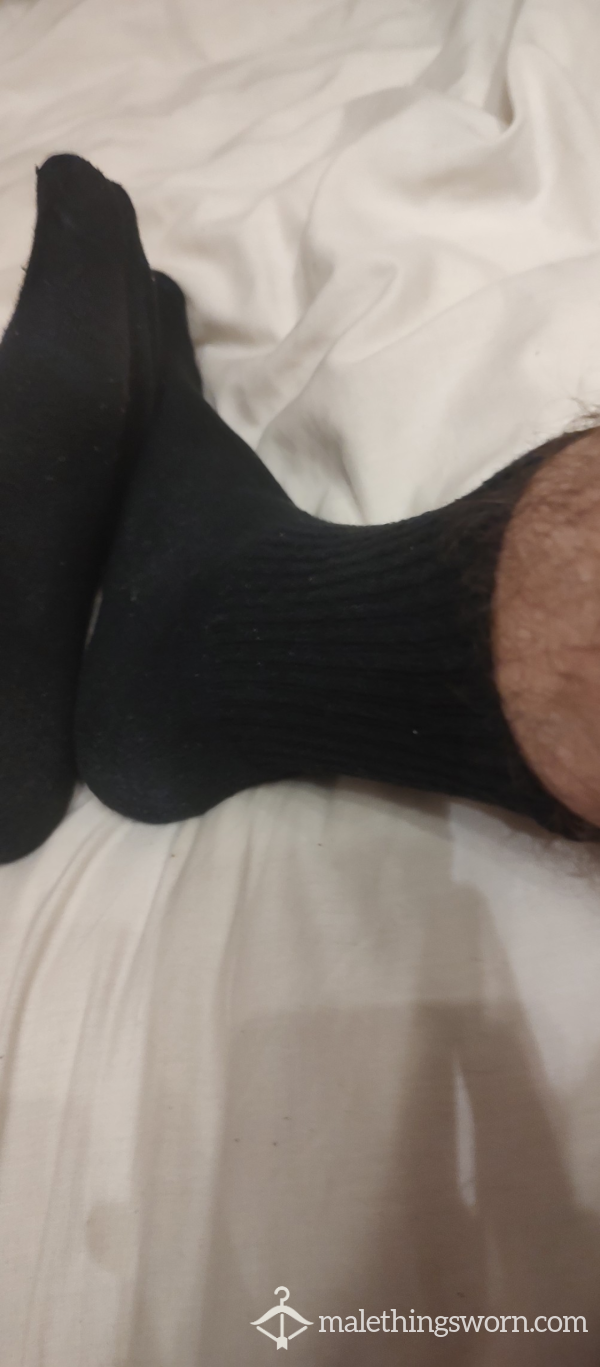 SWEATY SMELLY SOCKS