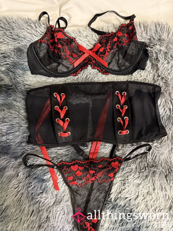 ✨ Three Piece Red And Black Lingerie Set ✨