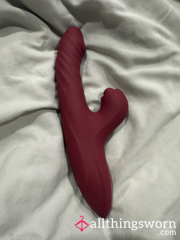 Thrusting Vibrator With Pulsating Clit Stimulator 💋