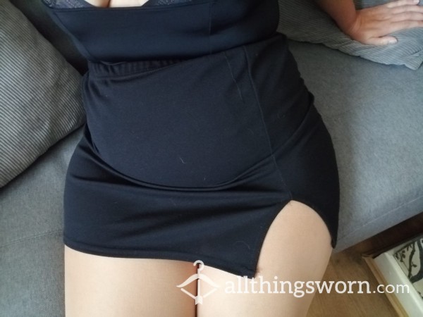 Well Worn, Tiny Short Thigh Slit Stretch Mini Skirt