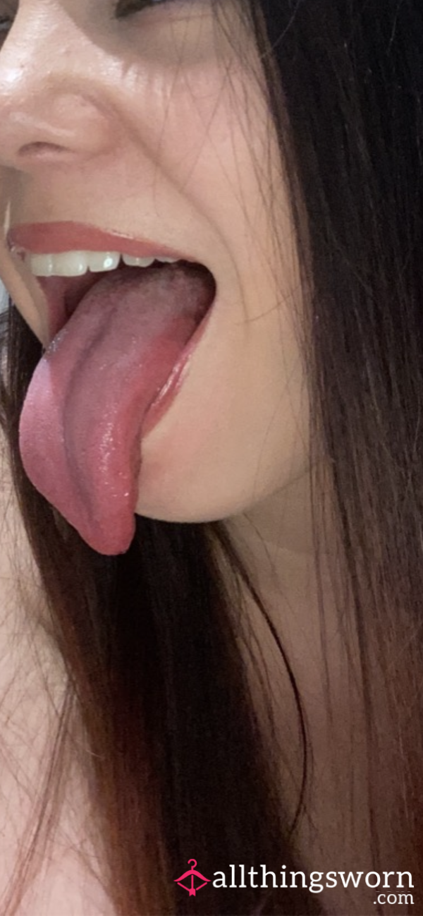 Tongue 👅