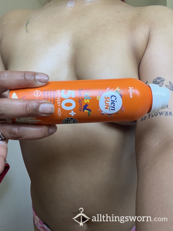 Topless Sun Cream Application [1 Minute]