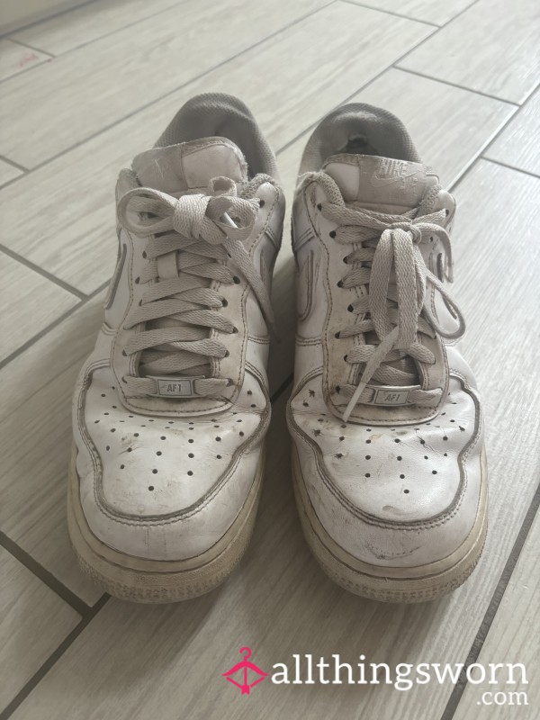 Trashed Stinky Trainers Air Force Ones Size 7