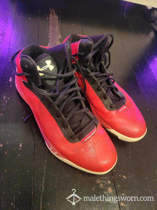 Under Armour Highcut Sneakers - Red