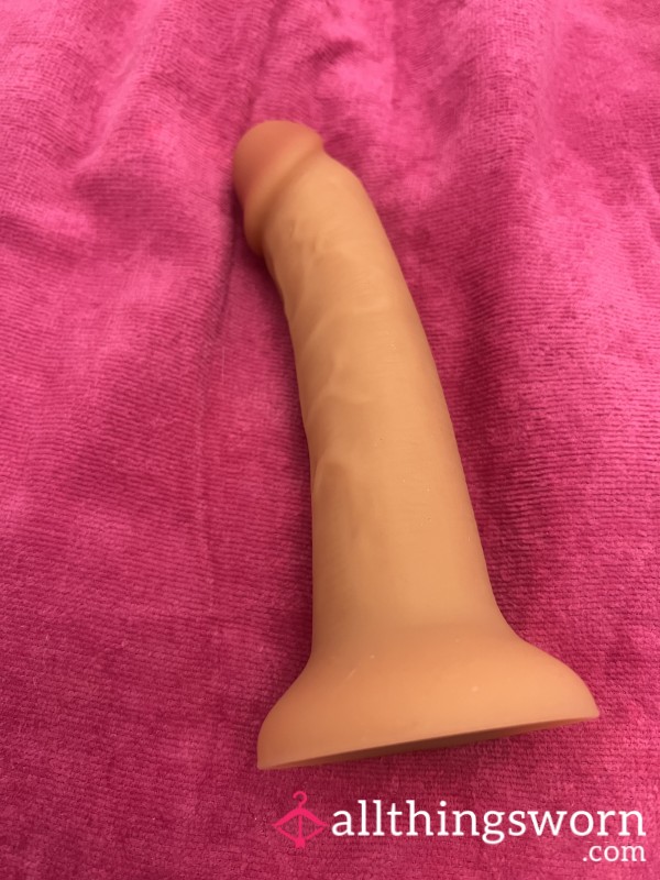 Used 6inch Realistic Di**o