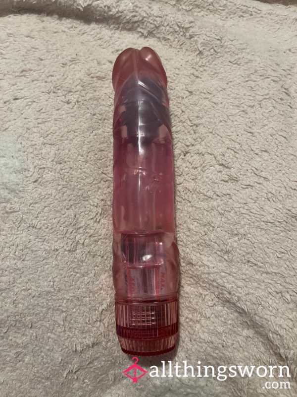 Used 8inch Long 5 Inch Girth Pink Vibrating Di**o