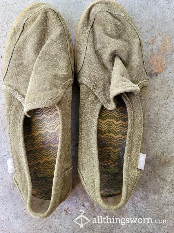 👣Ruined Green Sanuk Slip-on Canvas Shoes ~ Extreme Smell W/ Toejam & Gunk