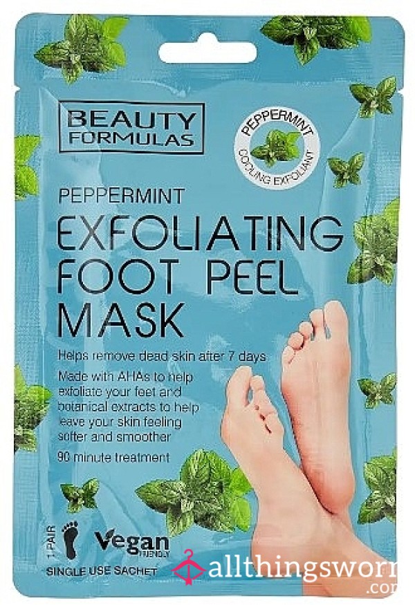 Used Feet P**l Masks