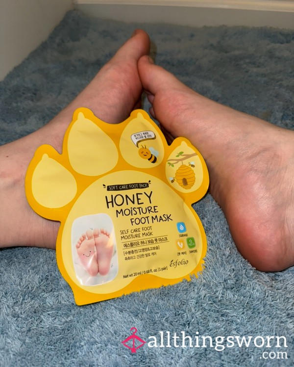 Used Honey Foot Mask 🍯 👣